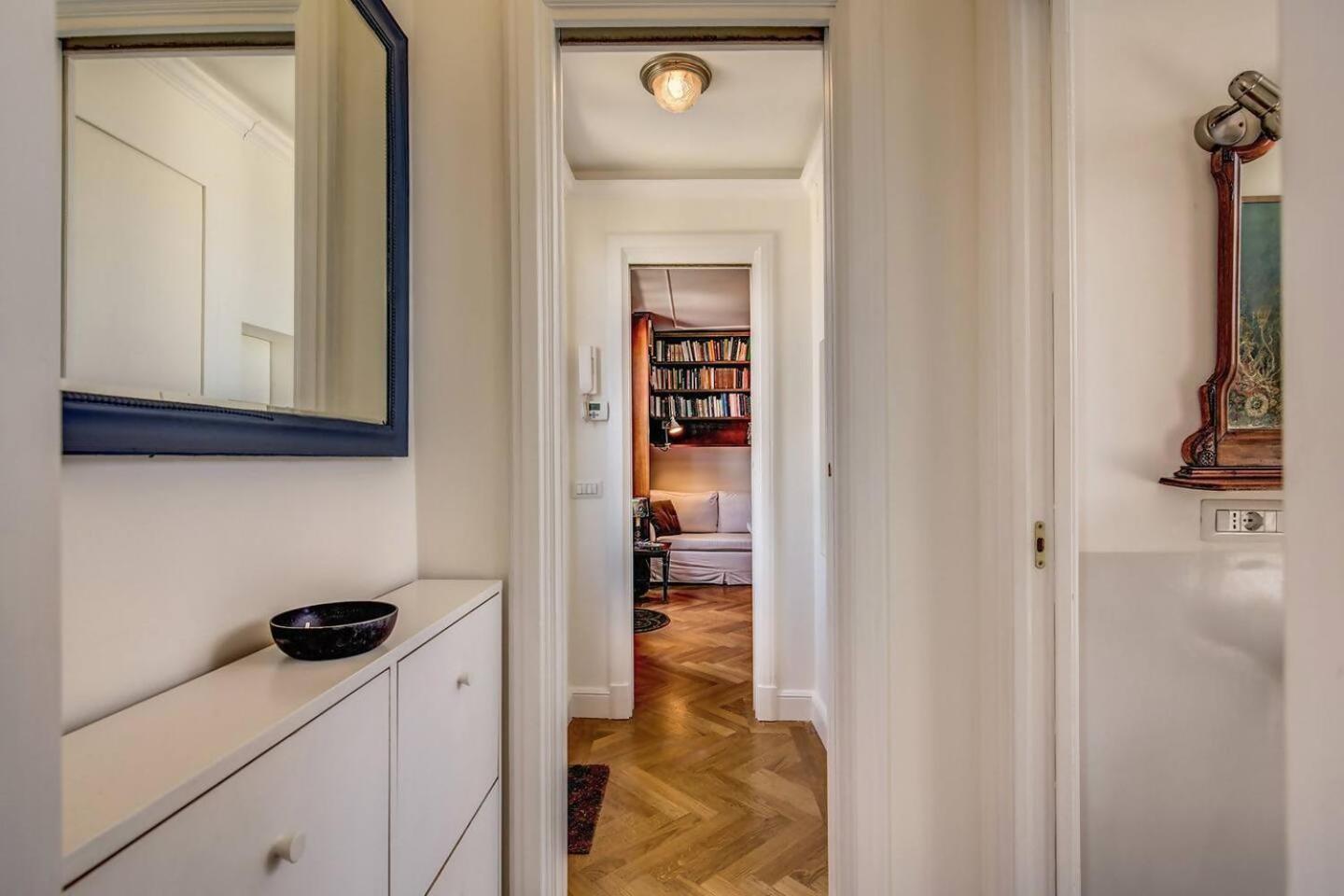 Lejlighed Attic With Terrace Overlooking St Peters Basilica *